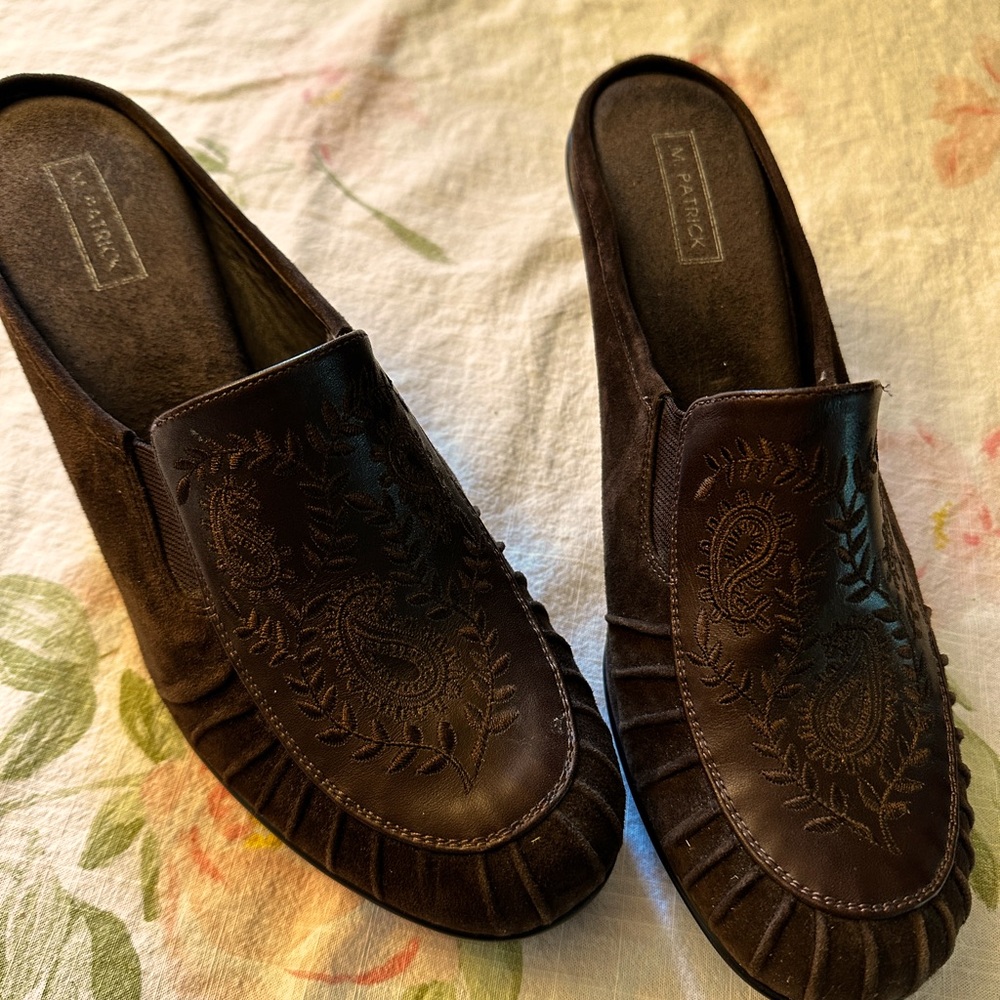 Stylish slip on M Patrick clog style shoes.